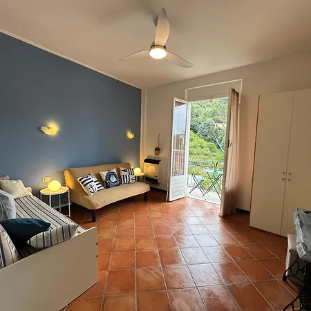 Chiaraluce Monte Cosy Near Beaches Διαμέρισμα *