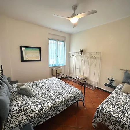 Chiaraluce Monte Cosy Near Beaches * مونتيروسّو ال ماري
